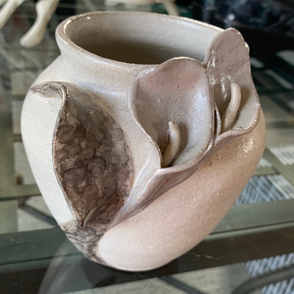 Vintage art pottery gray hues Cala Lilly Vase by Jana Kozon Kausalik 5”H